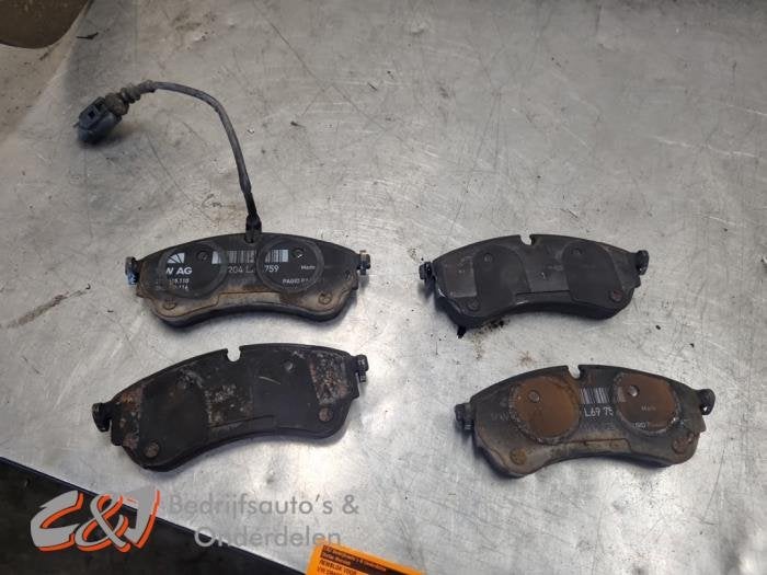 Plaquette de frein avant d'un Volkswagen Crafter, Volkswagen, -, 3 mois de garantie, Utilisé