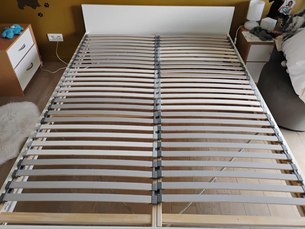 Bed 140cm op 200cm, Enlèvement
