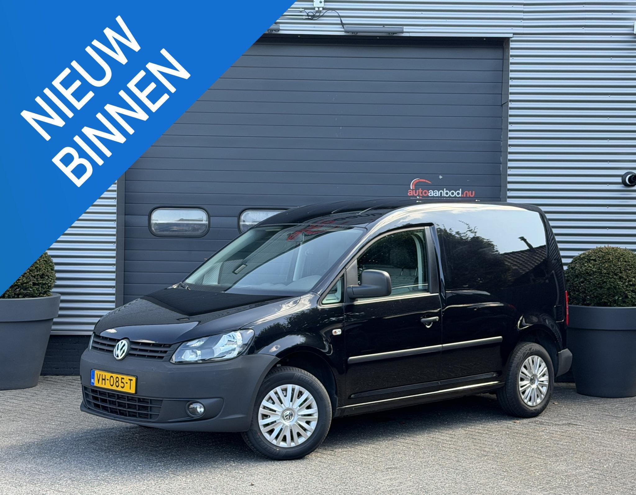 Volkswagen Caddy 1.6 TDI Economy Baseline | Airco | Carplay, Voorwielaandrijving, Euro 5, Stof, Zwart