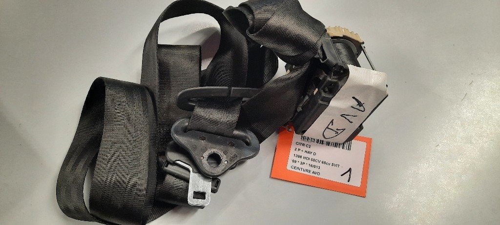 CEINTURE DE SECURITE AVANT DROIT C2 (JM) (33008567), Citroën, Mevr. I. Hauben, Utilisé, Rue de l'Espoir 34 34
4030  GRIVEGNÉE, BE