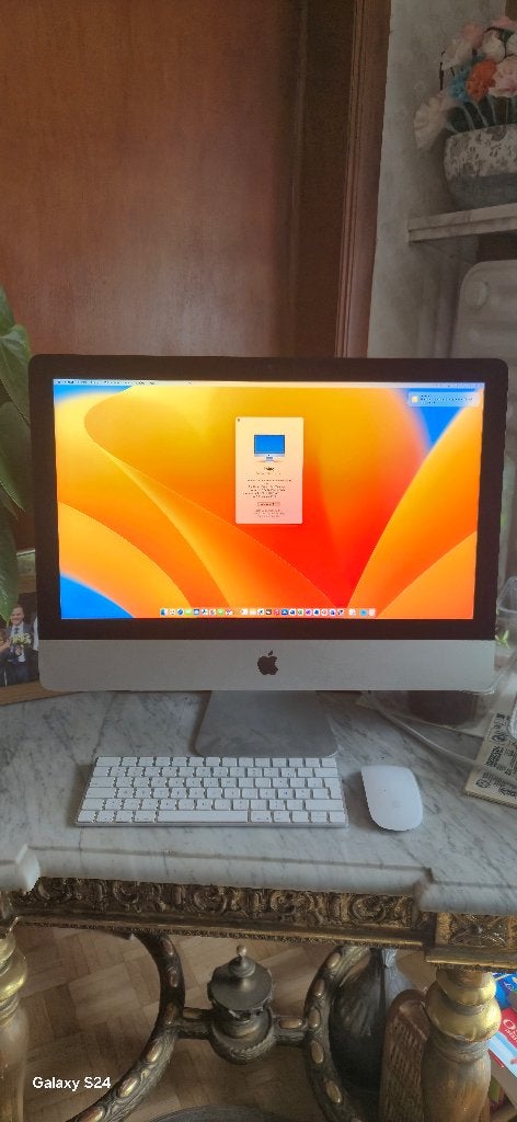 Apple iMac 4K Retina - 2018, Computers en Software, Apple Desktops, Ophalen, 8 GB, IMac, Zo goed als nieuw