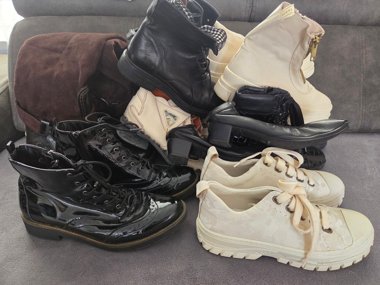 Grand lot de chaussures pointure 39-40, Autres couleurs, Diverse, Enlèvement, Autres types