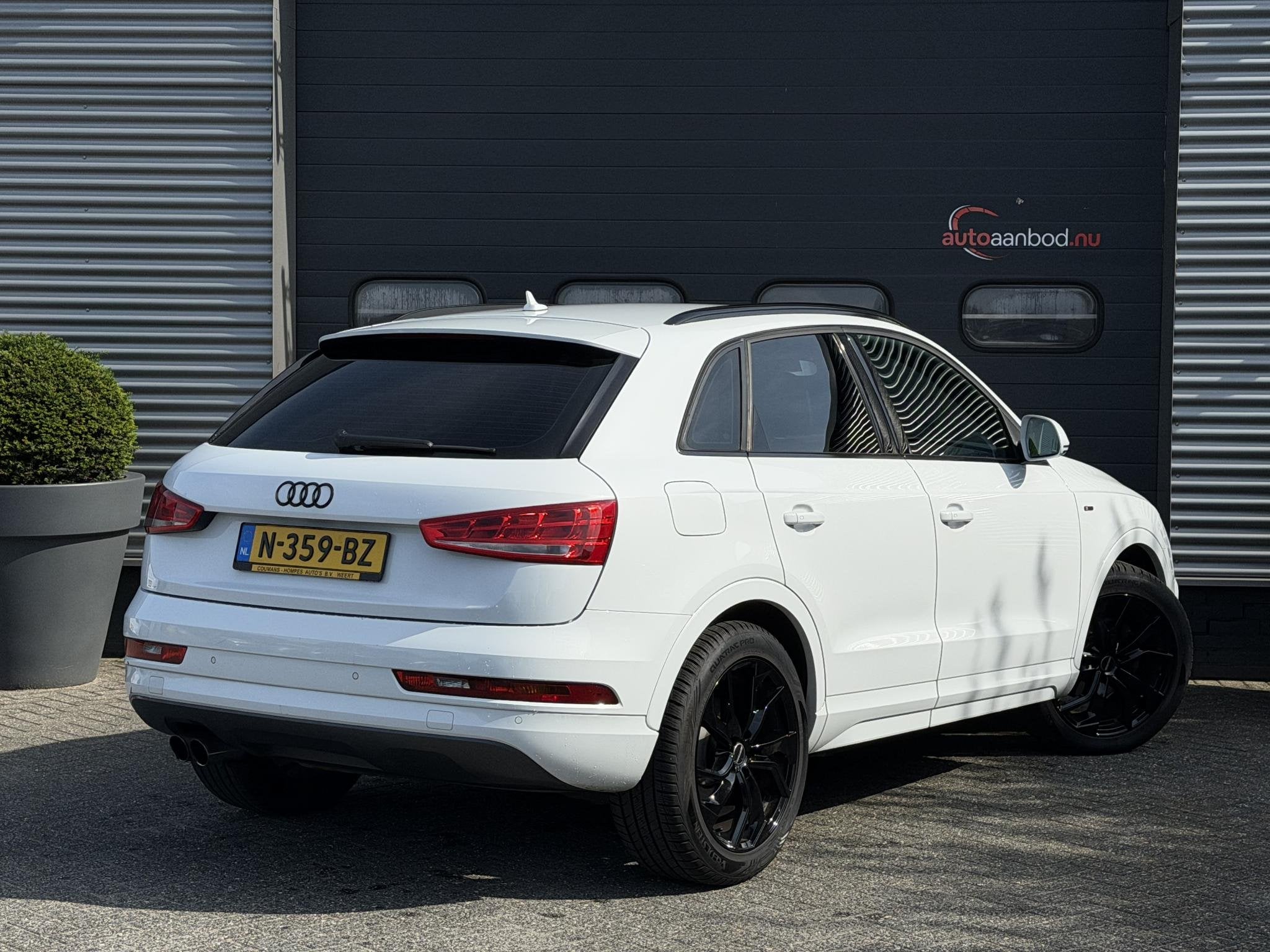 Audi Q3 1.4 TFSI CoD Sport Pro Line S (automatique), Autos, 1395 cm³, 1800 kg, Entreprise, Noir