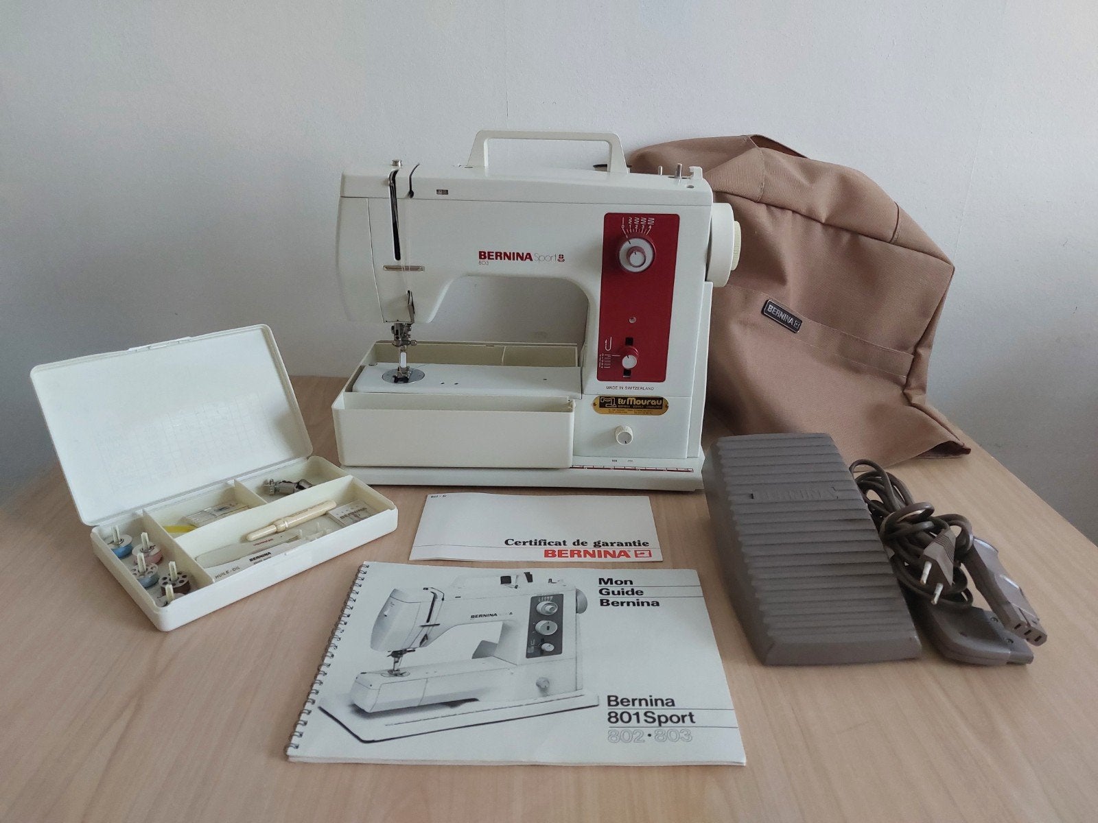 machine à coudre BERNINA, Hobby & Loisirs créatifs, Enlèvement