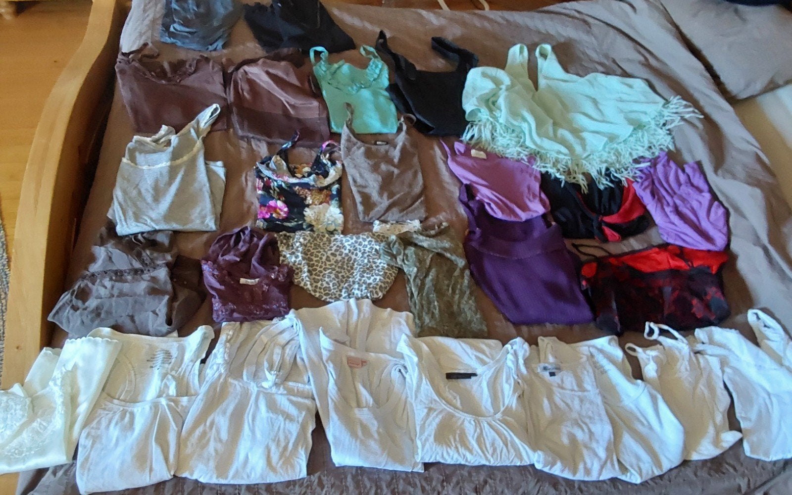 lot de 28 tee-shirts fines et larges bretelles tailles XL,L, Kleding | Dames, T-shirts, Maat 42/44 (L), Ophalen of Verzenden, Zonder mouw