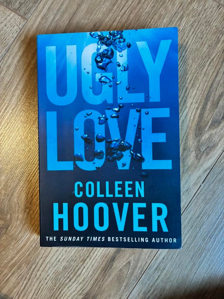 Colleen Hoover - Ugly Love, Boeken, Ophalen, Zo goed als nieuw