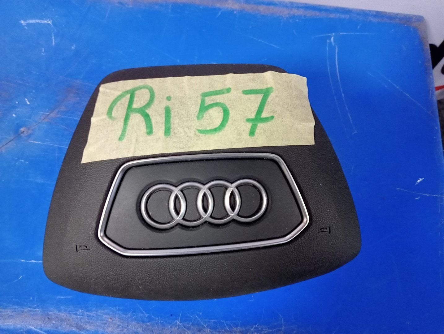 Audi A6, A7 Stuur Airbag Zwart 2018+ 4N0880201K 6PS A6 (C8), Gebruikt, -, -, -