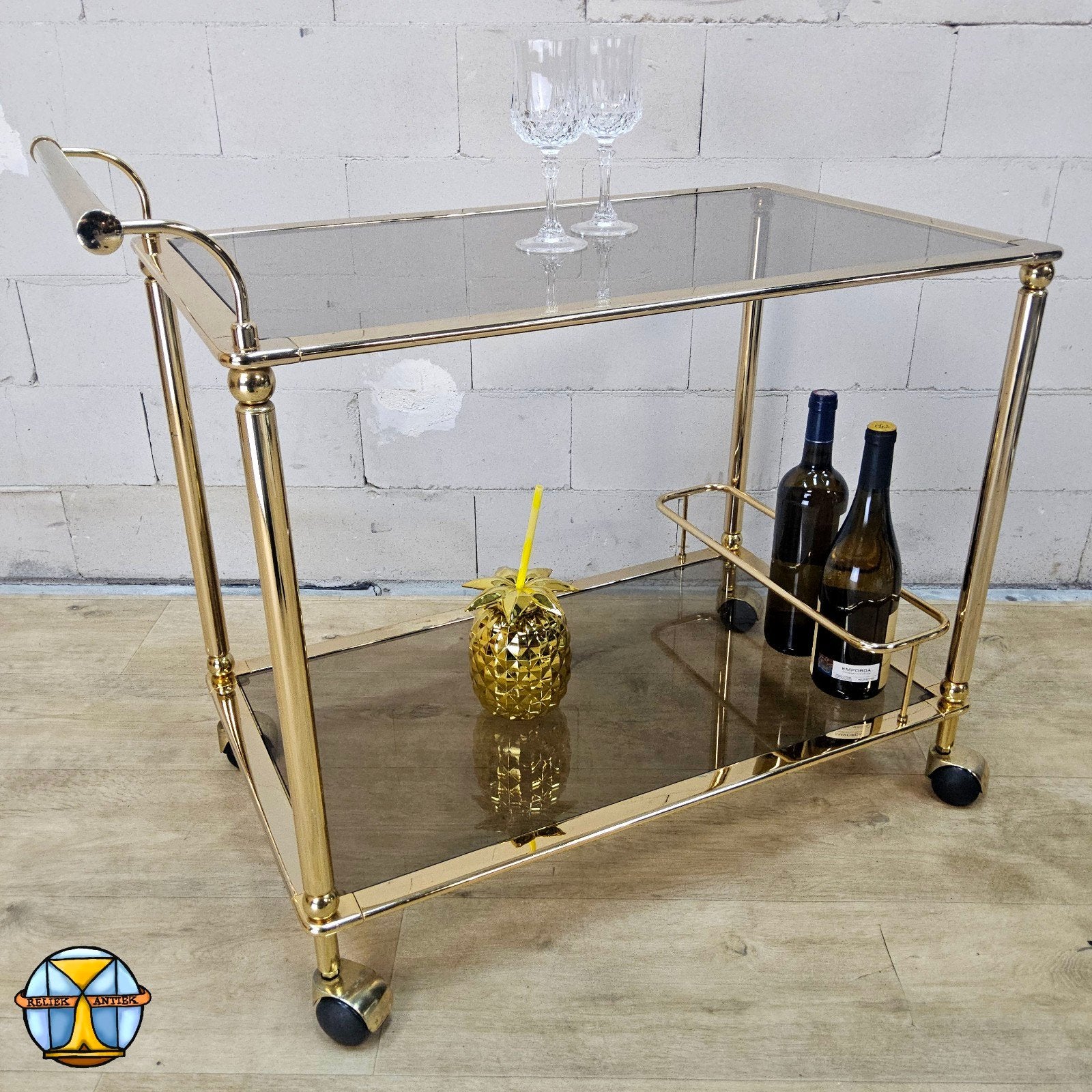 Chariot de bar/chariot à alcool vintage en laiton doré en ve, 25 à 50 cm, Enlèvement ou Envoi, Verre, Vintage