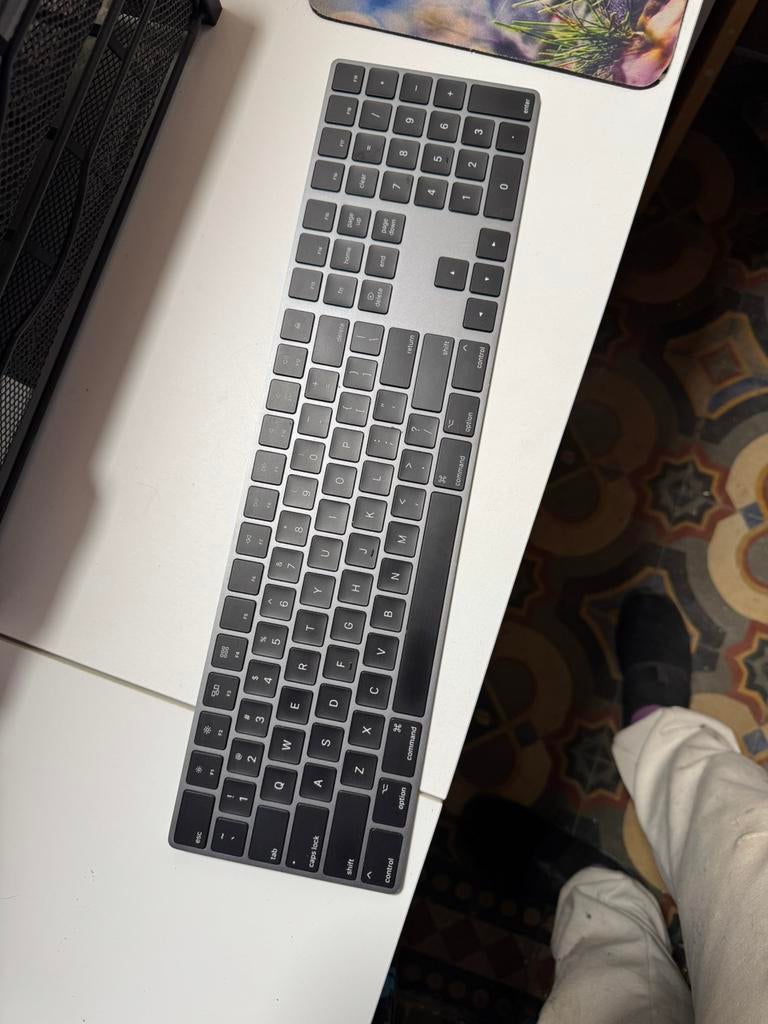 Apple QWERTY ruilen voor AZERTY, Computers en Software, Toetsenborden, Zo goed als nieuw, Azerty, Ophalen