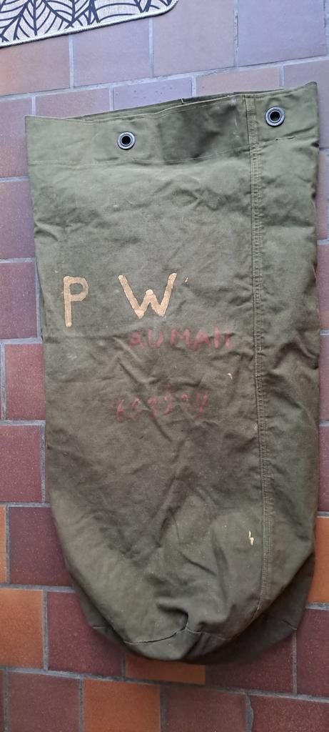 Kit bag US Prisonner of War., Enlèvement ou Envoi
