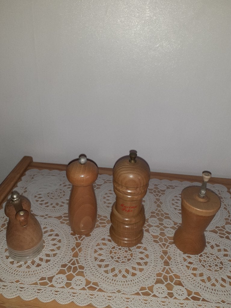 Moulins à poivre en bois (4 modèles différents), Autres marques, Brun, Autres types, Enlèvement