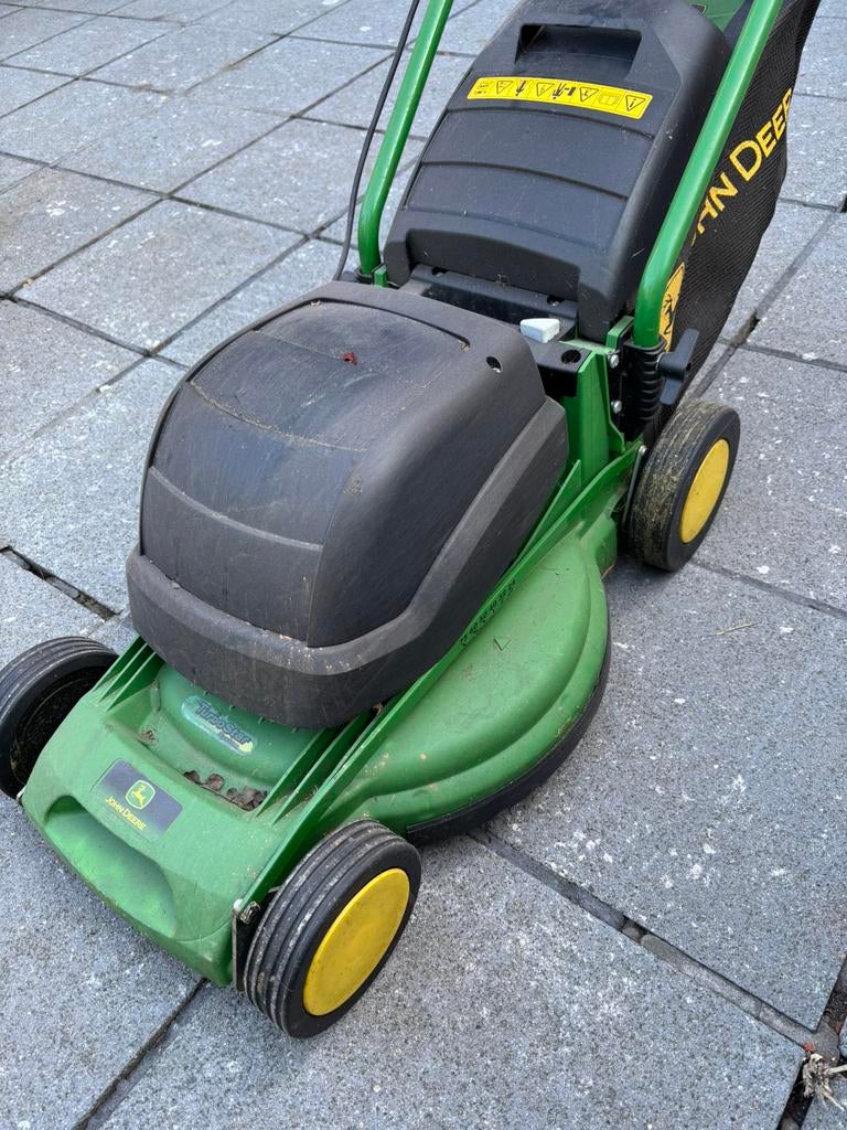 John Deere, Jardin & Terrasse, Tondeuses à gazon, Enlèvement, Utilisé, Tondeuses à gazon électriques
