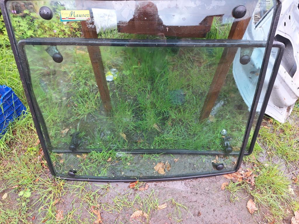 Vitres de cabine Walter Mauser, Enlèvement