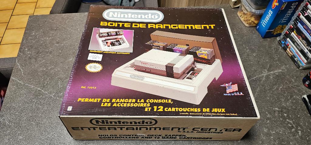 Boite de rangement officielle Nintendo NES neuve, Enlèvement ou Envoi, Neuf