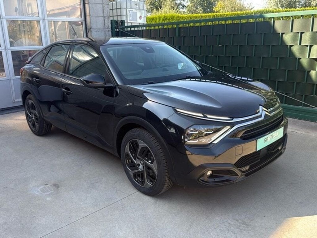 Citroen C4 Feel met navi, trekhaak, 4 nieuwe banden, eerste, Zwart, Bedrijf, 5 deurs, 97 kW