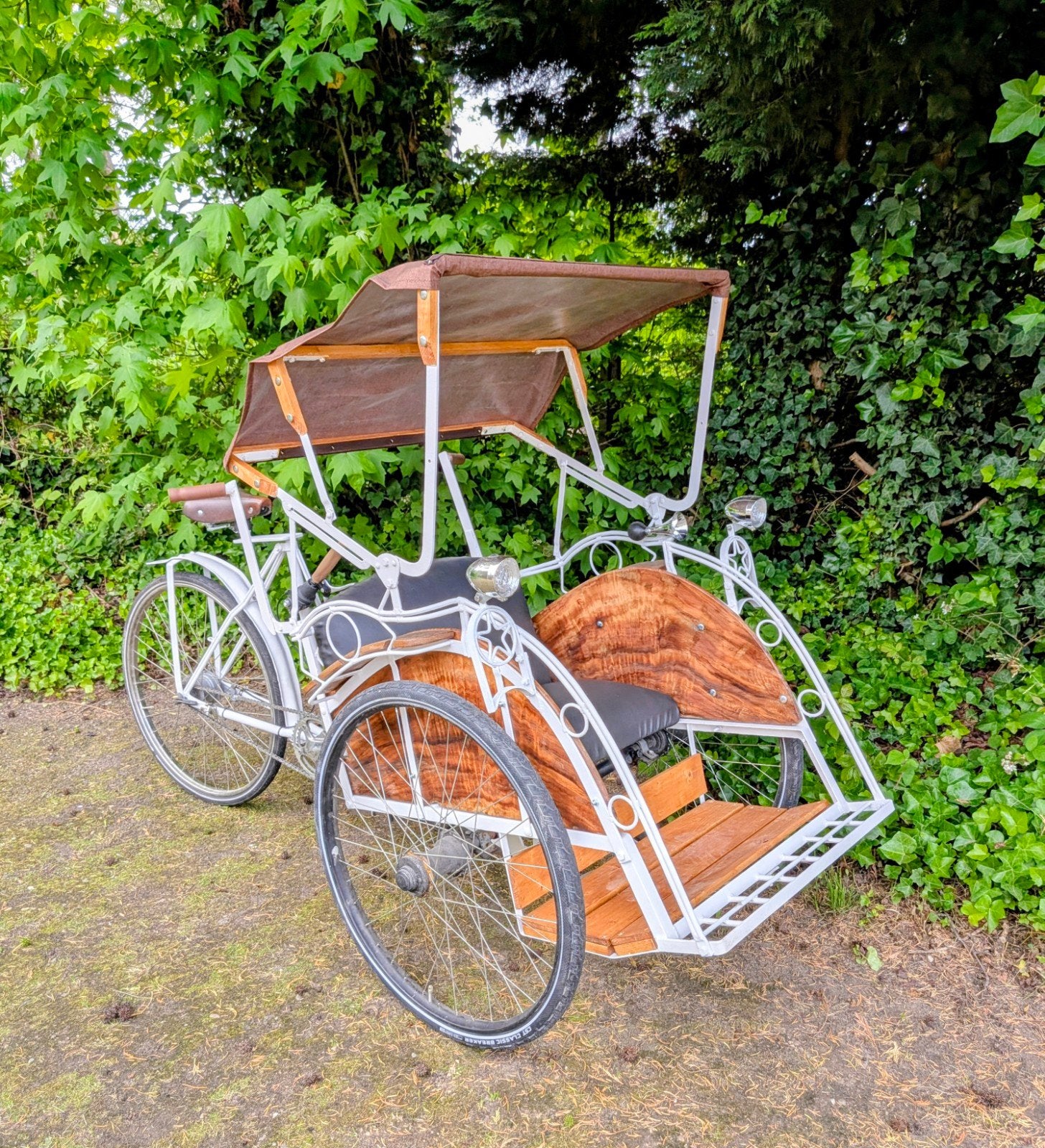 Riksja, Enlèvement, Frein à tambour, Bâche