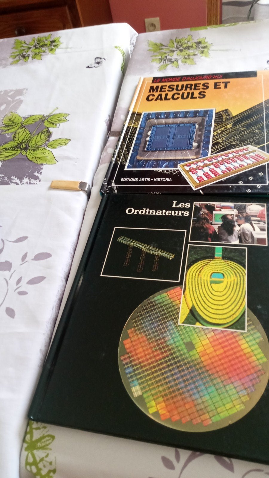 av 5 livres edition Artis Historia plusieurs thèmes anné1989, Ophalen of Verzenden, Zo goed als nieuw