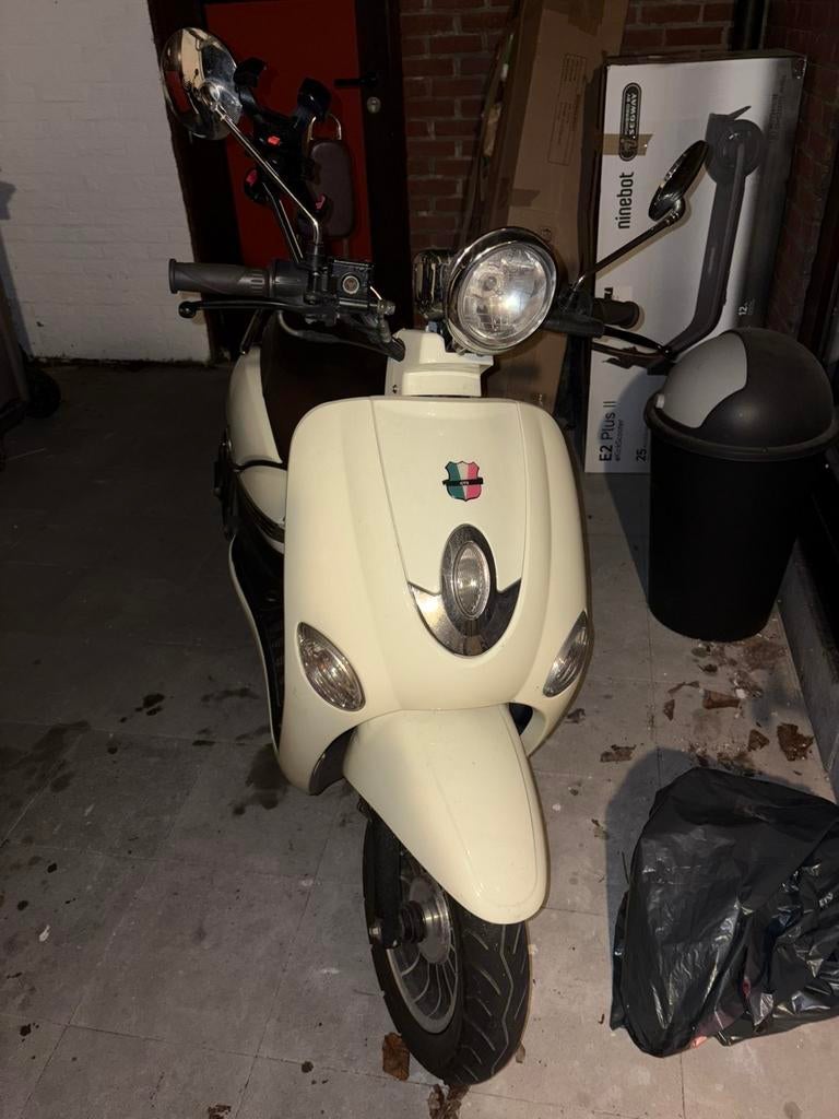 Scooter te koop – GTS Piemonte – Rijdt goed!, Zo goed als nieuw, Benzine, Ophalen, Overige merken