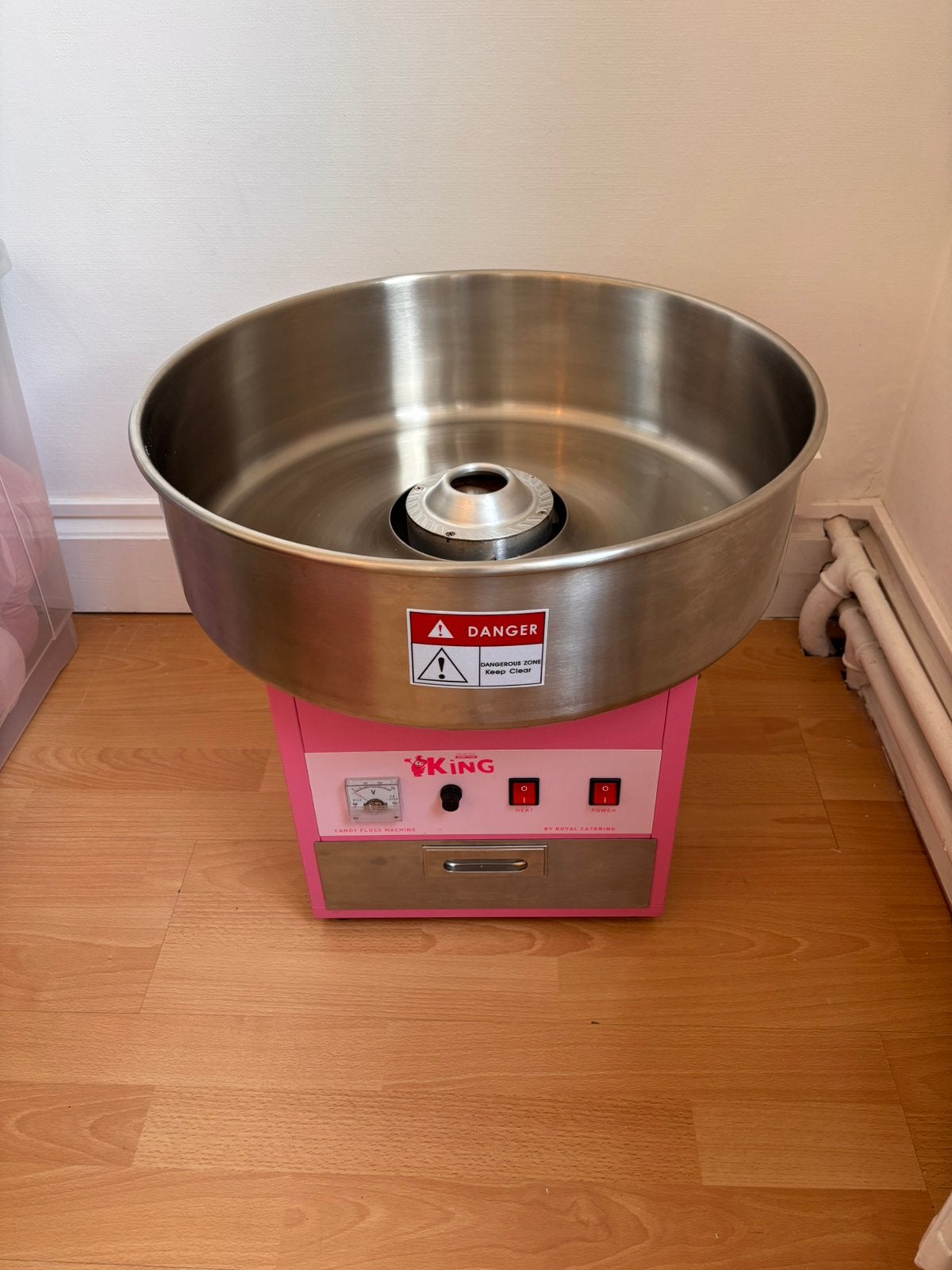 Professionele suikerspinmachine te huur, Ophalen