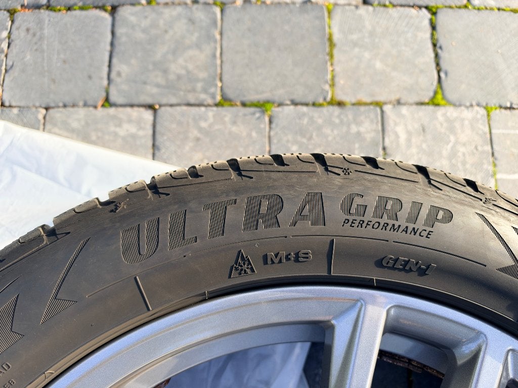 Winterwielen in uitstekende staat, Velg(en), Winterbanden, Personenwagen, Ophalen