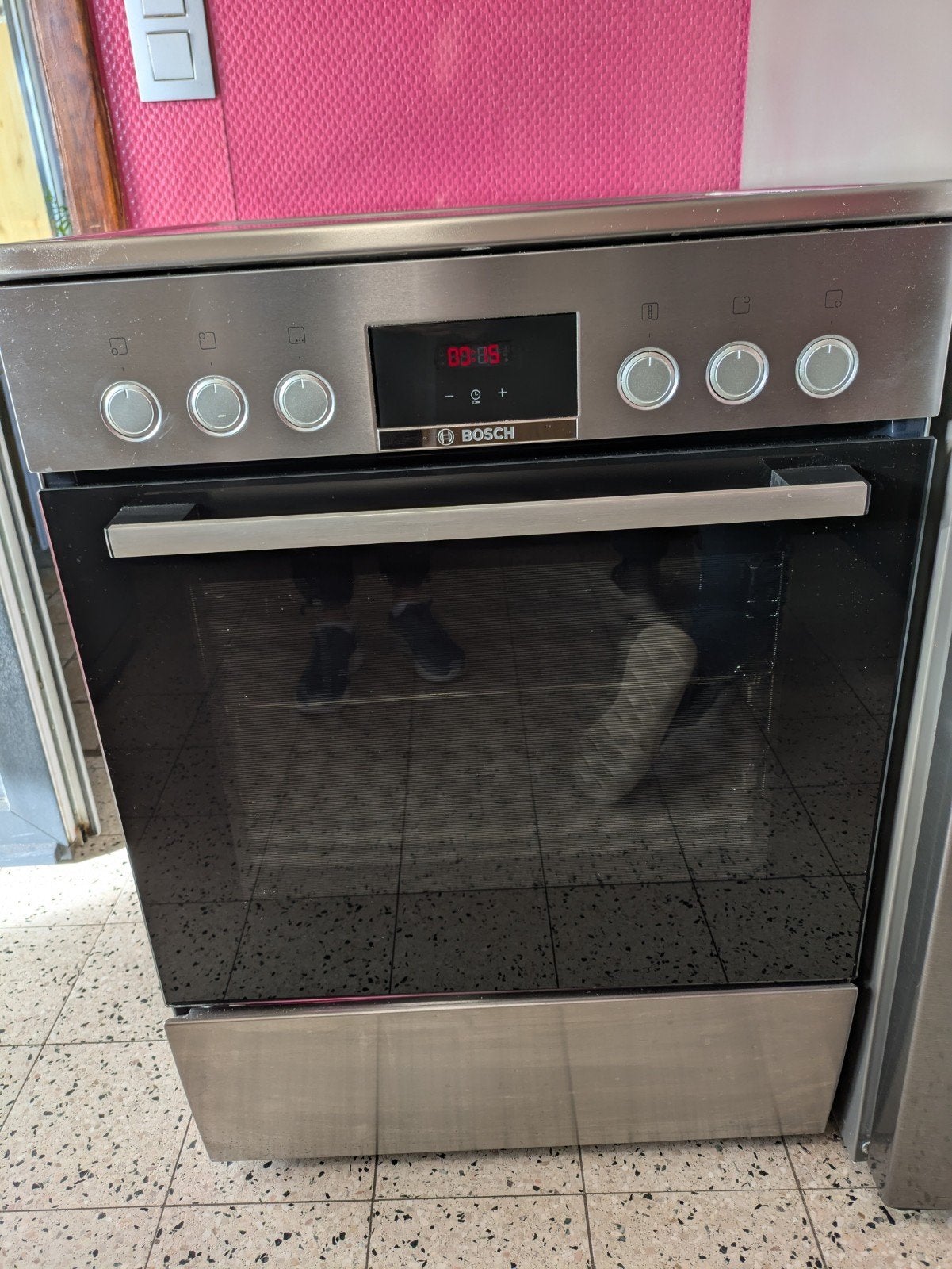 Cuisinière Bosch vitrocéramique + four – Série 4, 4 zones de cuisson, Enlèvement, Utilisé, À Poser