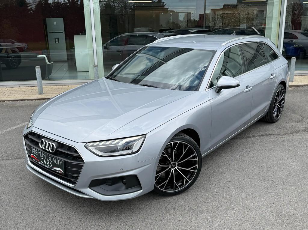 Audi A4 CUIR / CARPLAY / CAMÉRA / CHAUFFAGE DES SIÈGES / C, Autos, Cuir, Argent ou Gris, Achat, Carnet d'entretien
