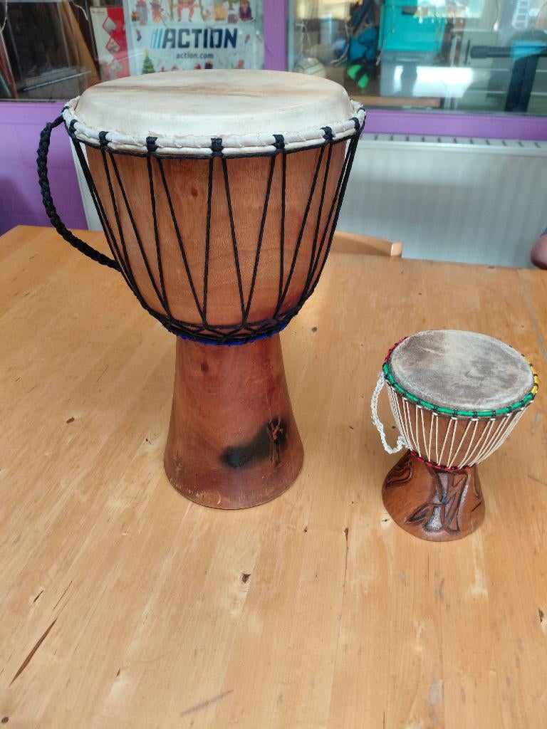2 djembes, Musique & Instruments, Instruments à vent | Didgeridoos, Enlèvement