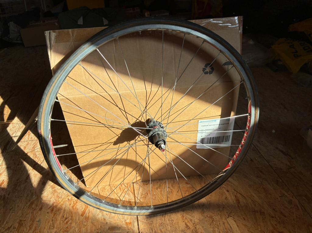 wielset Bontrager-DT Swiss met Challenge tubes, Fietsen en Brommers, Wiel, Gebruikt, Ophalen of Verzenden, Aluminium