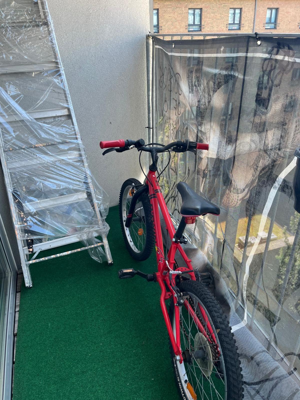 Vélo racing boy 320