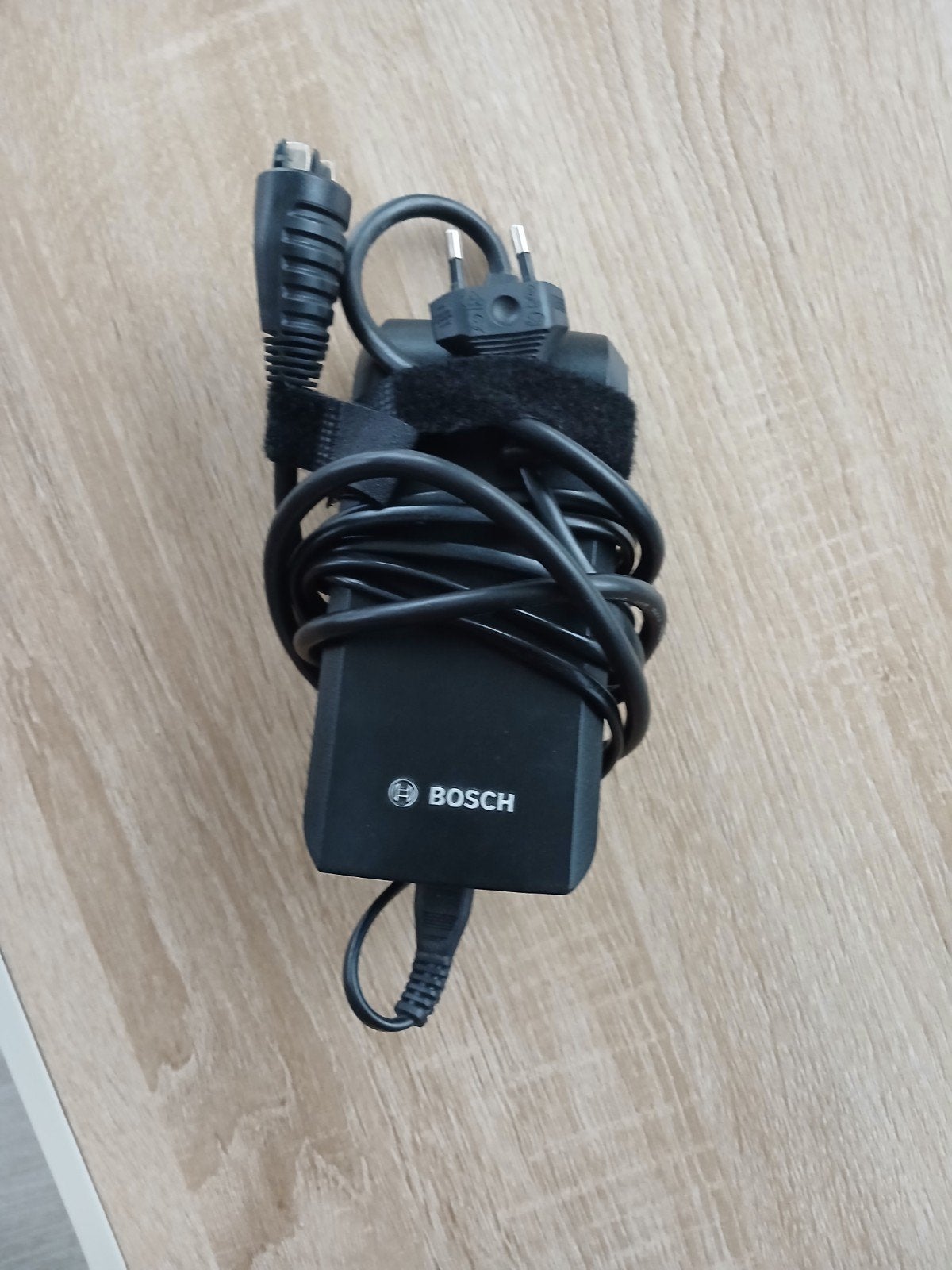 Bosch oplader, Ophalen, Zo goed als nieuw