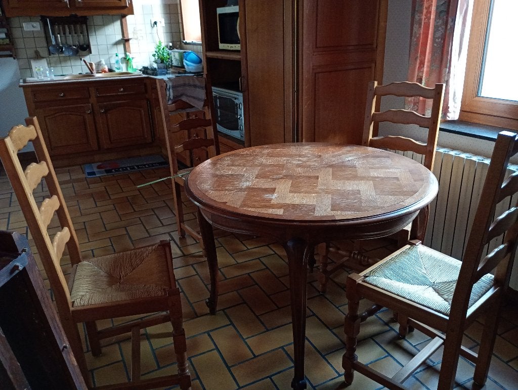 Table de cuisine en bois, Enlèvement, Utilisé