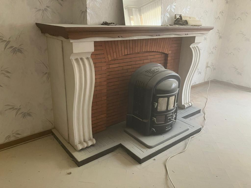 Schouwmantel in hout en witte natuursteen (gedemonteerd), Ophalen, Gebruikt, Inbouwhaard, Overige soorten