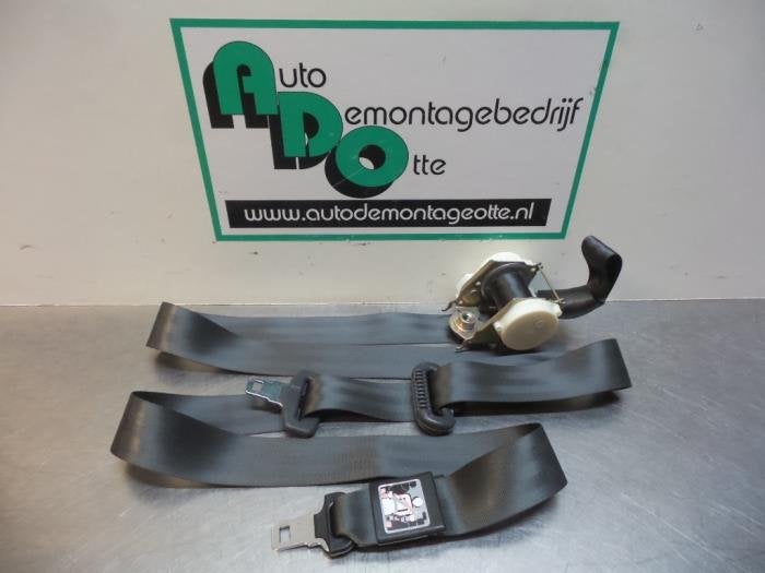 Ceinture de sécurité arrière centre d'un Renault Clio (Cl, Renault, -, 3 mois de garantie, Utilisé