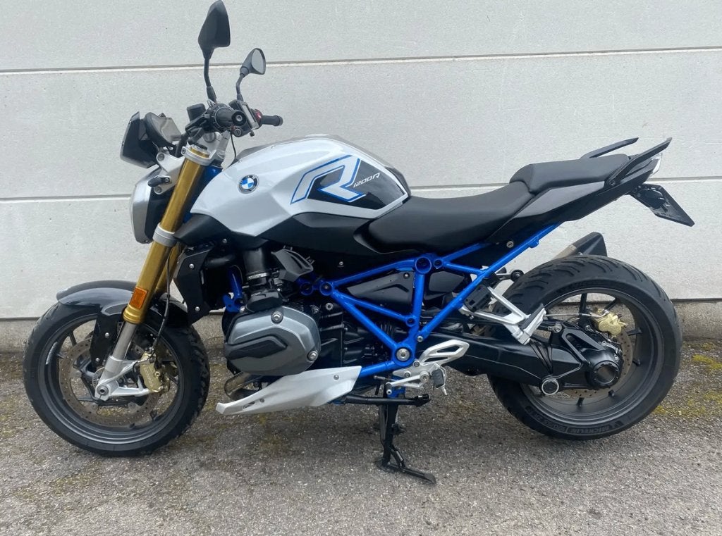 BMW R1200R (doit partir), Motos, Motos | BMW, Particulier, Sport, plus de 35 kW, ABS, Transmission par cardan, Régulateur de vitesse