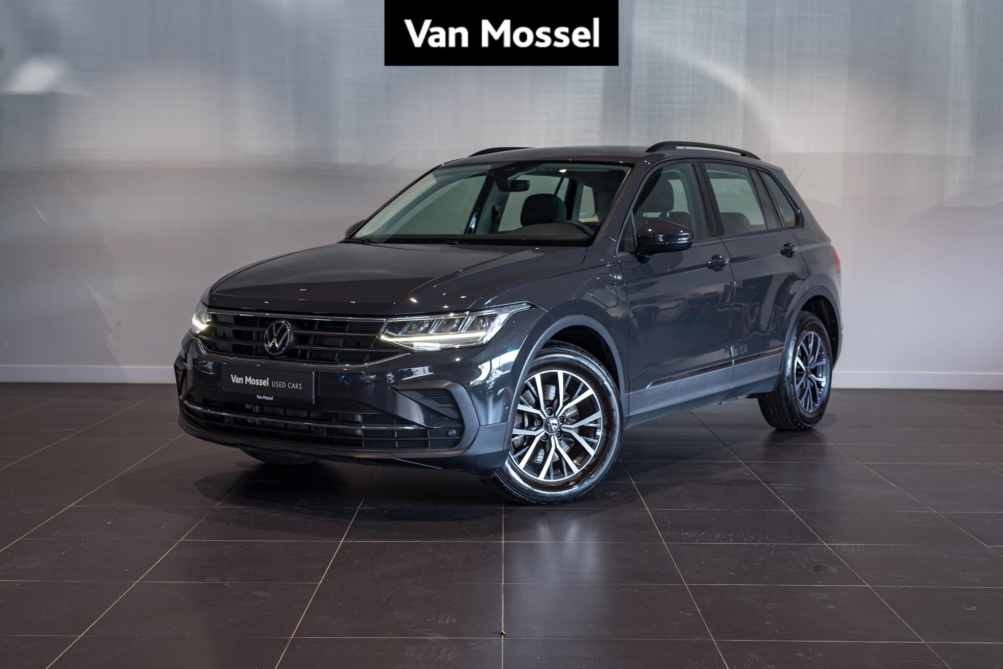 Volkswagen Tiguan 1.4 eHybrid OPF DSG Life (automatique), Autos, Argent ou Gris, Achat, Euro 6, 2000 kg