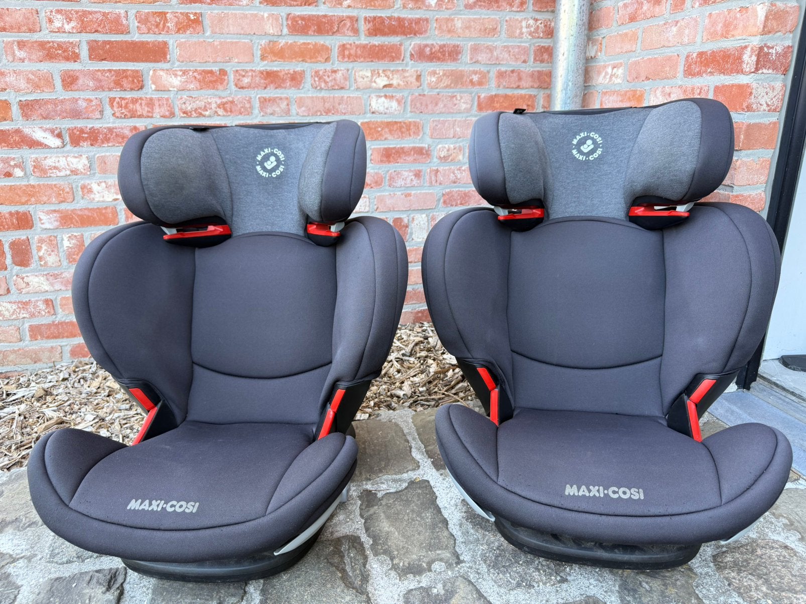 Maxi cosi rodifix €50/stuk, Kinderen en Baby's, Autostoeltjes, Ophalen, Gebruikt, Verstelbare rugleuning, Isofix