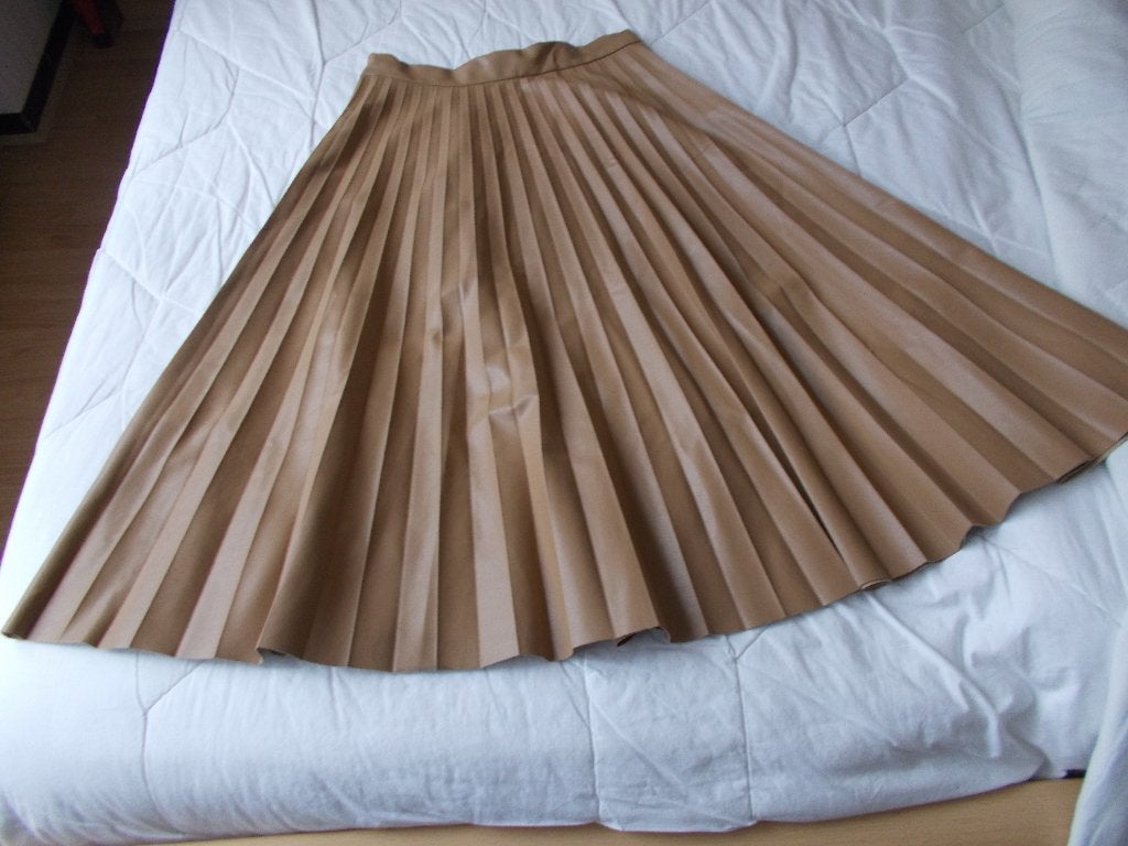 Jupe longue plissée en similicuir, taille 38., Taille 38/40 (M), Jessica Premium, Comme neuf, Brun