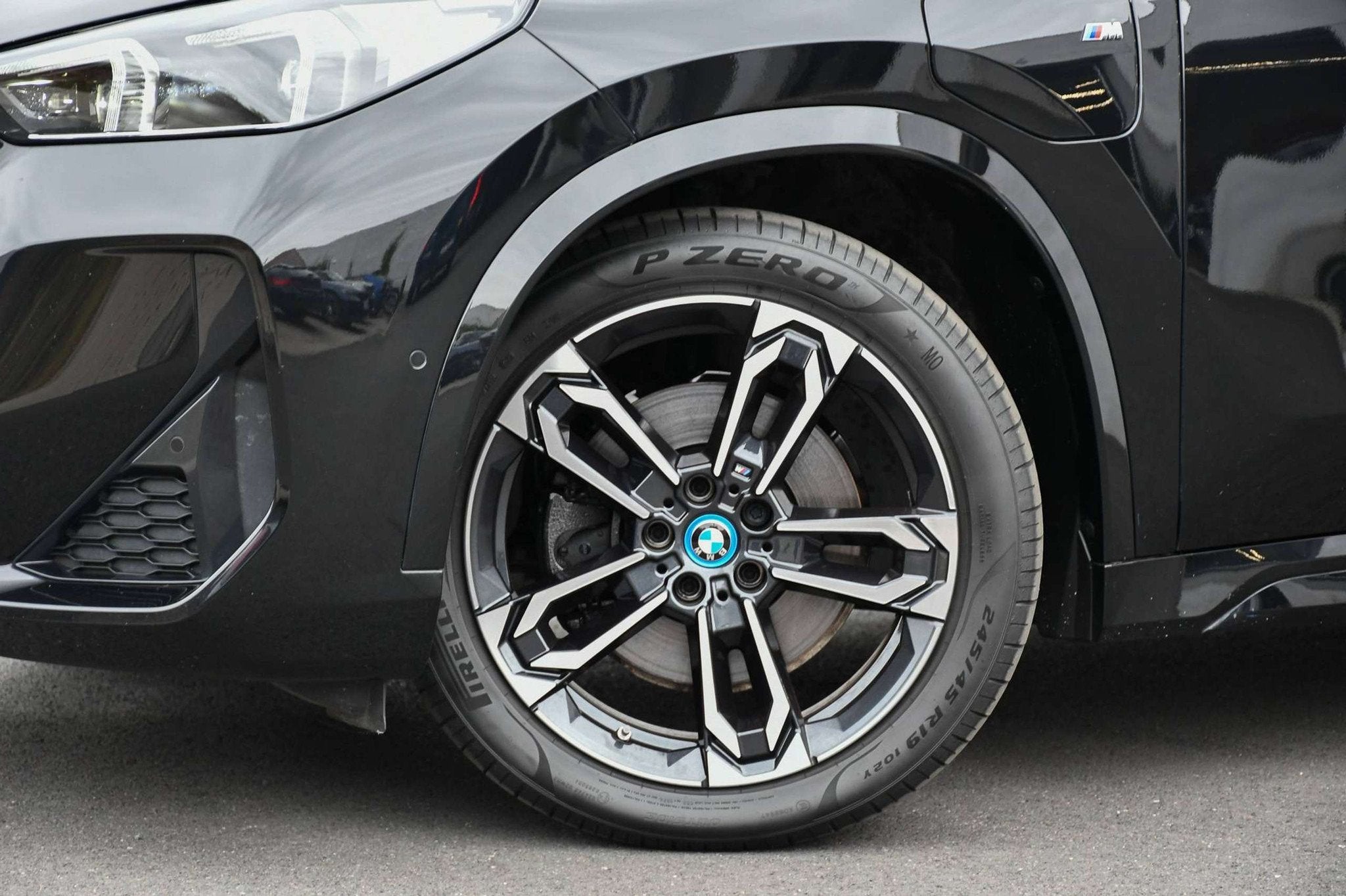 BMW X1 X1 PHEV 1.5iA xDrive25e *M-PACK*M ONDERSTEL*LED*CAMER, Automaat, Zwart, SUV of Terreinwagen, Benzine