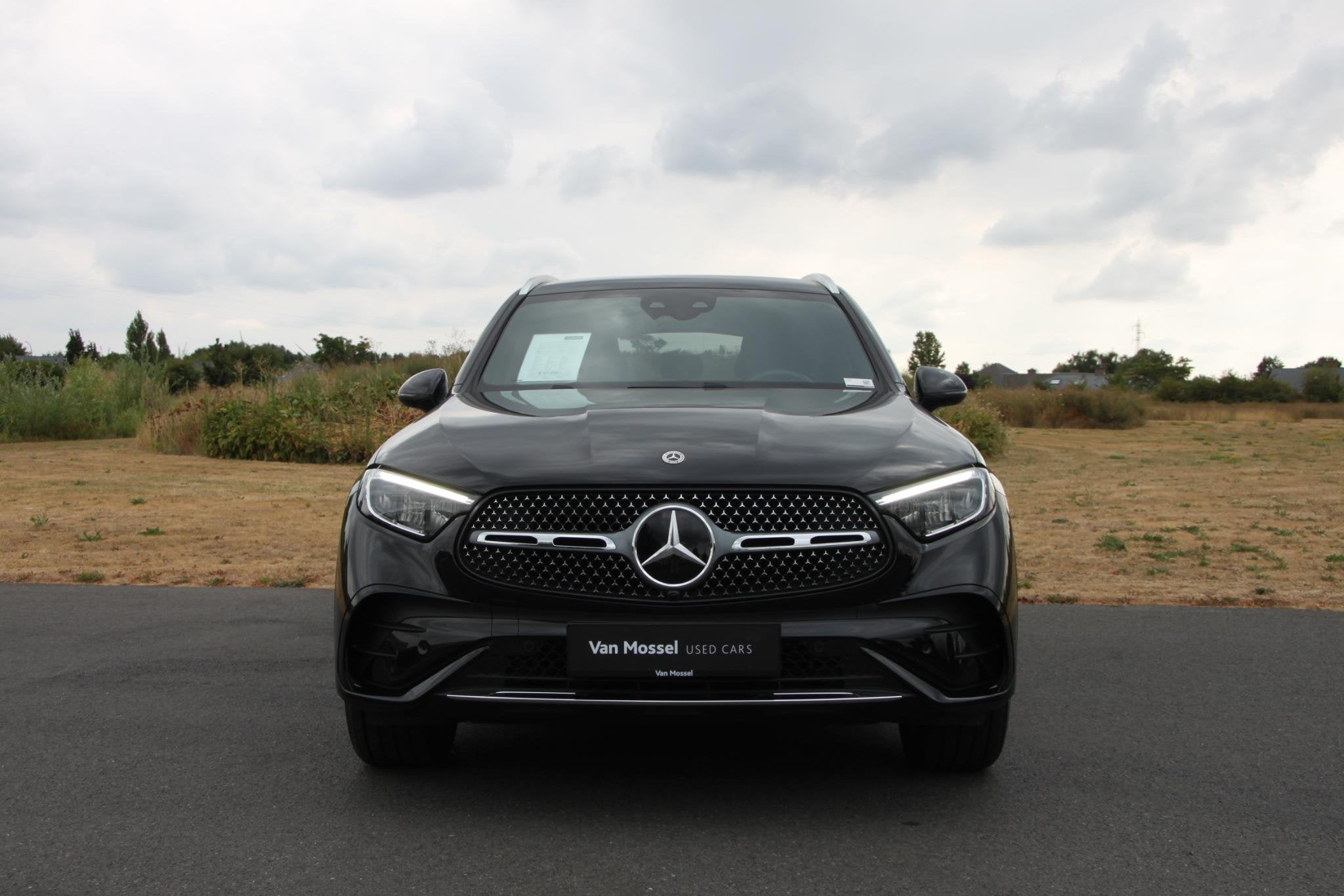 Mercedes-Benz GLC 300d 4MATIC AMG-Line (automatique), 144 g/km, 215 kW, Carnet d'entretien, 2500 kg