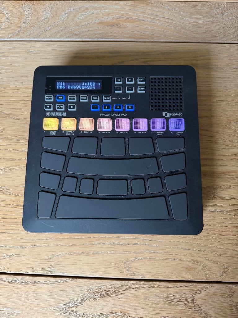 Boîte à rythmes compacte Yamaha FGDP-50, Musique & Instruments, Enlèvement ou Envoi, Comme neuf, Yamaha, Électronique