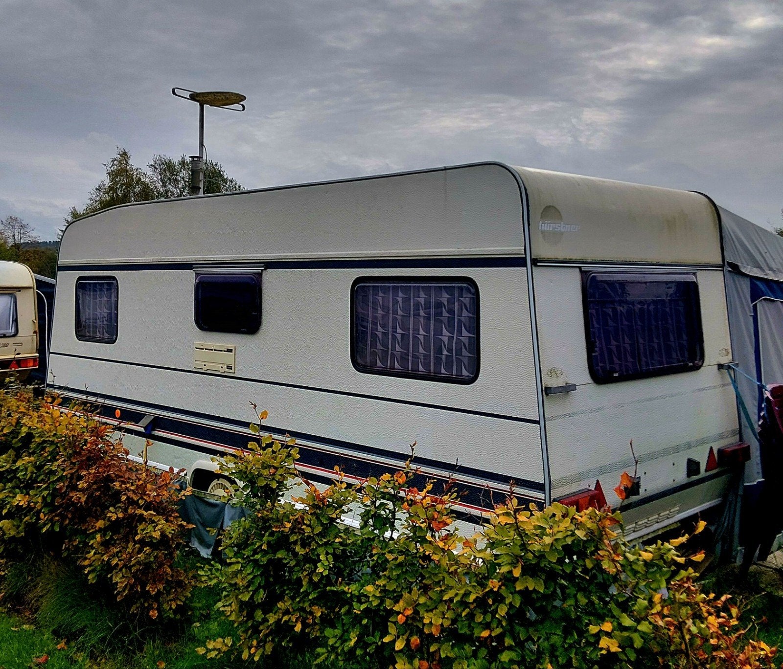 Burstner 4806 TN caravan, Rondzit, Particulier, Bürstner, 4 tot 5 meter