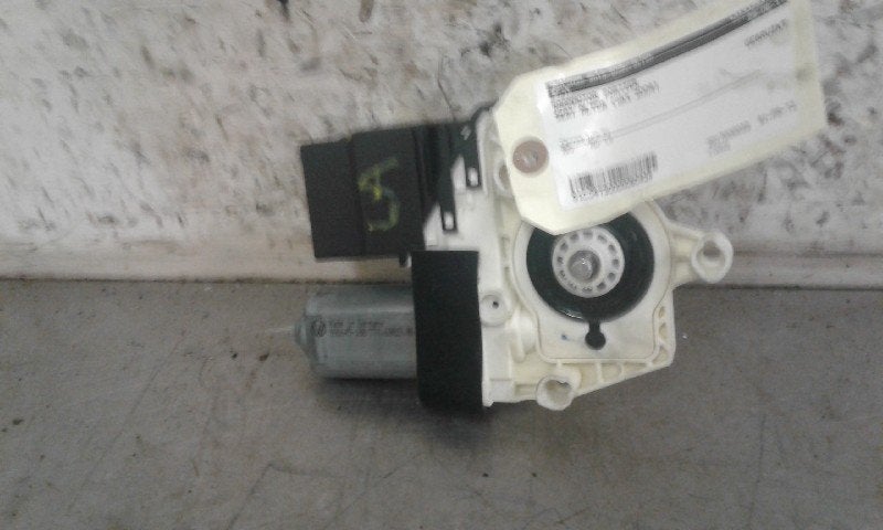 MOTEUR LEVE VITRE ELECTRIQUE Seat Altea (5P1), Utilisé, Seat