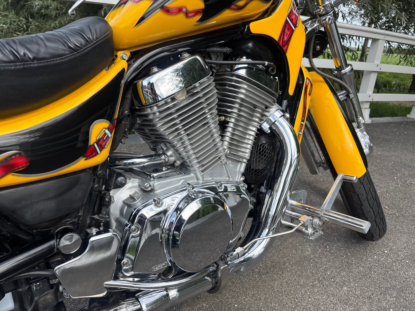 Suzuki intruder vs 750G, Bedrijf