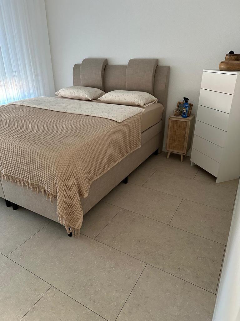 Tweepersoons bed 160x200cm, Huis en Inrichting, Ophalen, Zo goed als nieuw, Tweepersoons