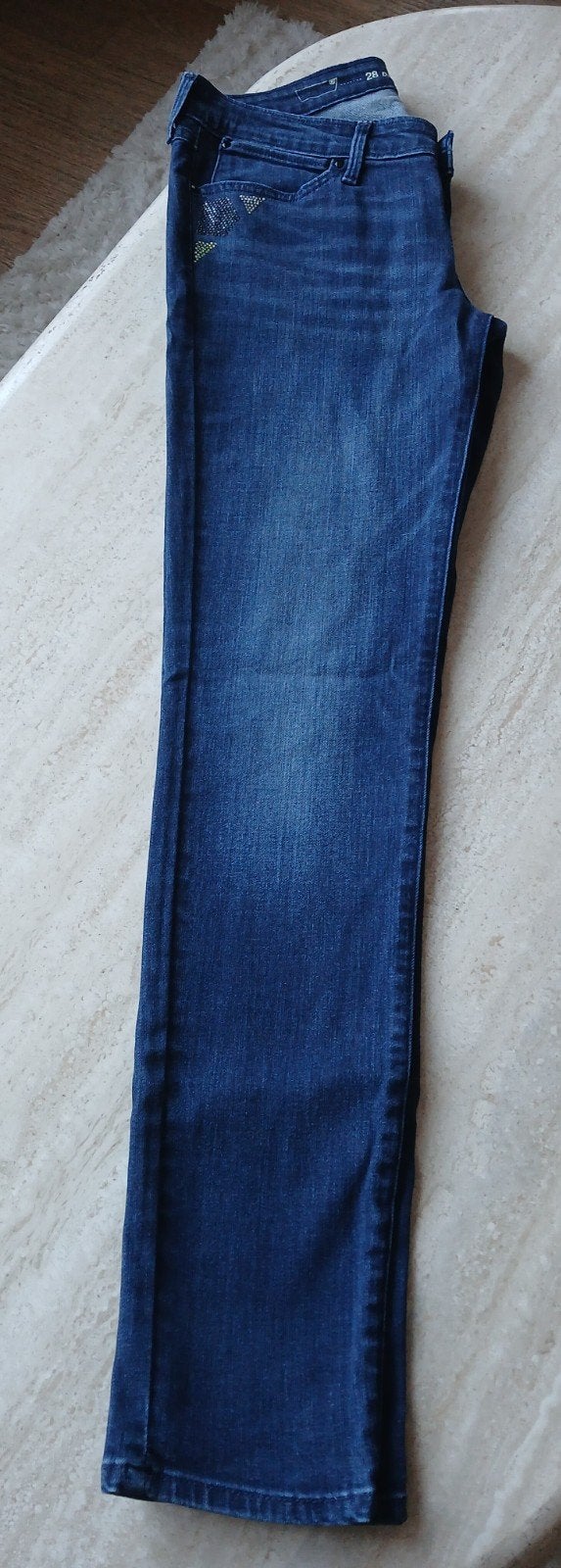 Jeans Levis femme ou jeune fille taille 28, Enlèvement