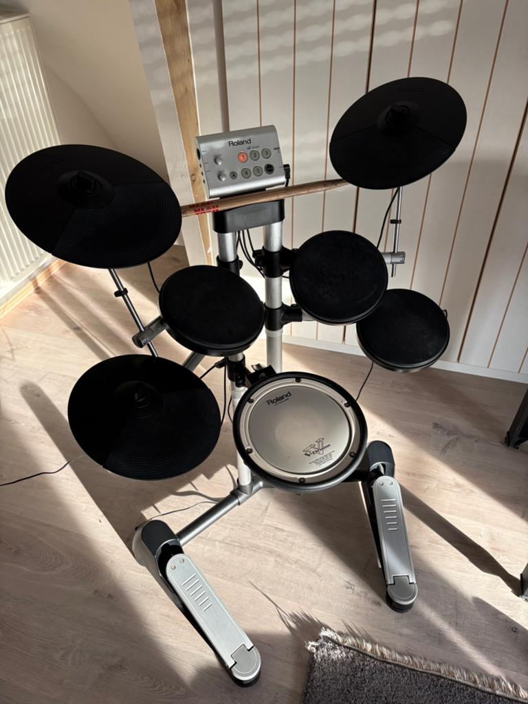 Roland HD-1 V-Drums Lite elektronisch drumstel – goede staat, Muziek en Instrumenten, Drumstellen en Slagwerk, Ophalen, Gebruikt