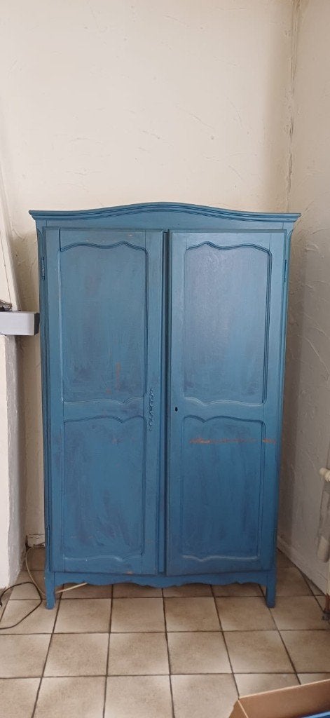 Armoire ancienne en bois peinte en bleu – bon état, Antiquités & Art, Enlèvement