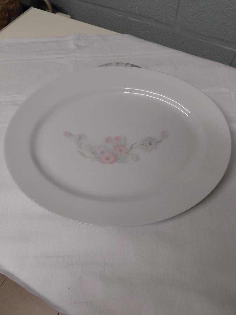 Porseleinen schaal van Limoges, Ophalen