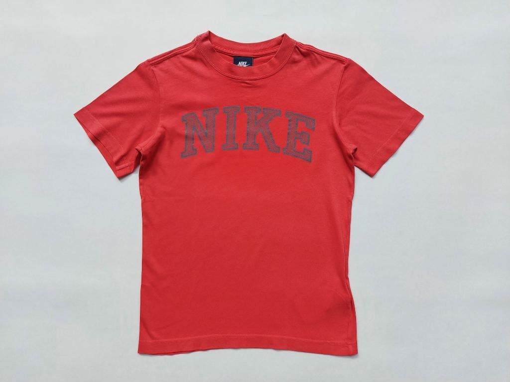 NIKE t-shirt 8 -10 jaar / 128-137  *NIEUWstaat*, Kinderen en Baby's, Kinderkleding | Maat 128, NIKE, Ophalen of Verzenden, Zo goed als nieuw