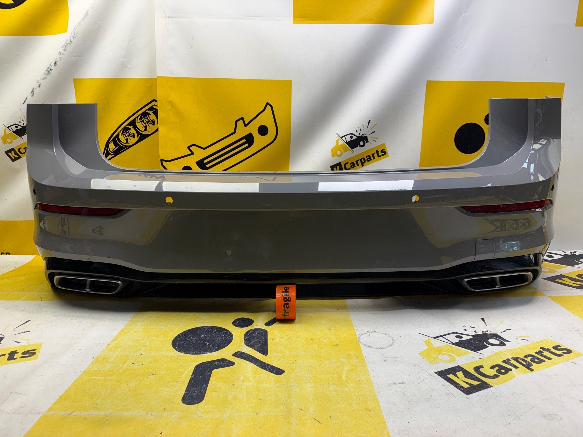 VW Golf 8 VIII R-LINE Achterbumper Style 6pdc 5H6807421D, Gebruikt, Volkswagen, Volkswagen AG, Vw@volkswagen.de